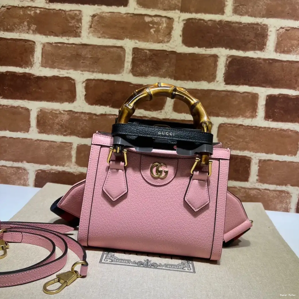 Hyper Peter mini Diana bag tote Gucci 0618